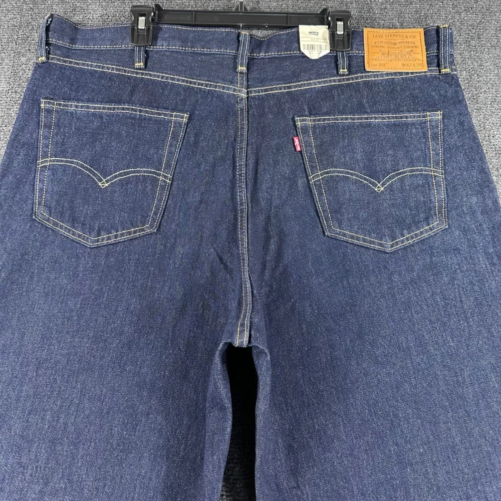 Levi's 568 Jeans Mens 42x30 Loose Straight Leg Denim 100% Cotton NWT